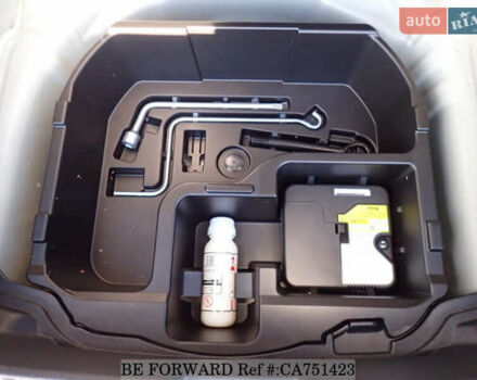 Бежевый Тойота Aqua, объемом двигателя 1.5 л и пробегом 89 тыс. км за 13500 $, фото 31 на Automoto.ua