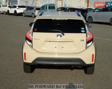 Бежевый Тойота Aqua, объемом двигателя 1.5 л и пробегом 89 тыс. км за 13500 $, фото 3 на Automoto.ua