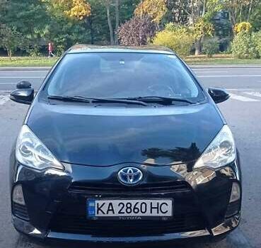 Черный Тойота Aqua, объемом двигателя 1.5 л и пробегом 181 тыс. км за 9400 $, фото 2 на Automoto.ua