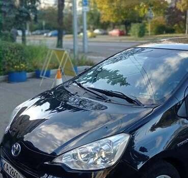 Черный Тойота Aqua, объемом двигателя 1.5 л и пробегом 181 тыс. км за 9400 $, фото 8 на Automoto.ua