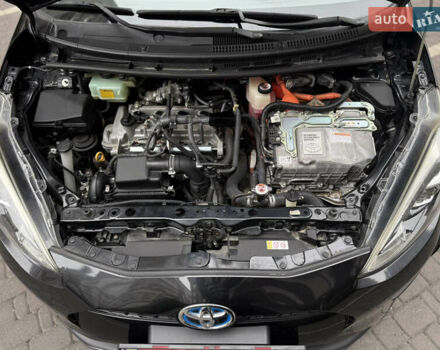 Черный Тойота Aqua, объемом двигателя 1.5 л и пробегом 52 тыс. км за 13500 $, фото 23 на Automoto.ua