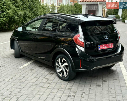 Черный Тойота Aqua, объемом двигателя 1.5 л и пробегом 52 тыс. км за 13500 $, фото 4 на Automoto.ua