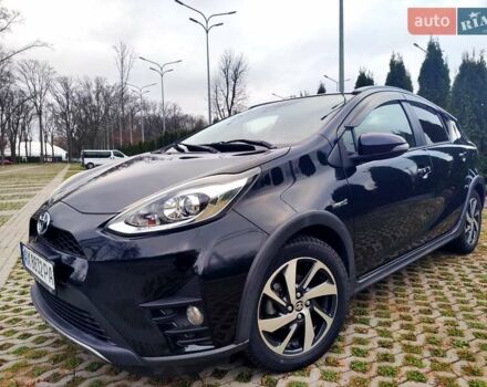 Черный Тойота Aqua, объемом двигателя 1.5 л и пробегом 67 тыс. км за 13900 $, фото 3 на Automoto.ua