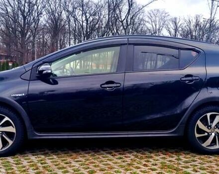 Черный Тойота Aqua, объемом двигателя 1.5 л и пробегом 67 тыс. км за 13900 $, фото 9 на Automoto.ua