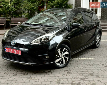Черный Тойота Aqua, объемом двигателя 1.5 л и пробегом 52 тыс. км за 13500 $, фото 1 на Automoto.ua