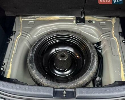 Черный Тойота Aqua, объемом двигателя 1.5 л и пробегом 67 тыс. км за 13900 $, фото 23 на Automoto.ua