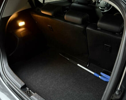 Черный Тойота Aqua, объемом двигателя 1.5 л и пробегом 52 тыс. км за 13500 $, фото 20 на Automoto.ua