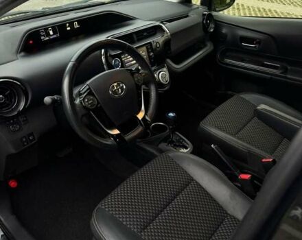 Черный Тойота Aqua, объемом двигателя 1.5 л и пробегом 67 тыс. км за 13900 $, фото 12 на Automoto.ua