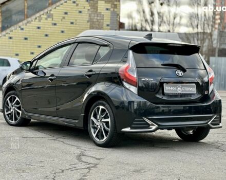 Чорний Тойота Aqua, об'ємом двигуна 0 л та пробігом 36 тис. км за 14900 $, фото 5 на Automoto.ua
