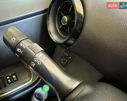 Чорний Тойота Aqua, об'ємом двигуна 1.5 л та пробігом 77 тис. км за 12500 $, фото 38 на Automoto.ua
