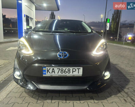 Черный Тойота Aqua, объемом двигателя 1.5 л и пробегом 135 тыс. км за 12800 $, фото 16 на Automoto.ua