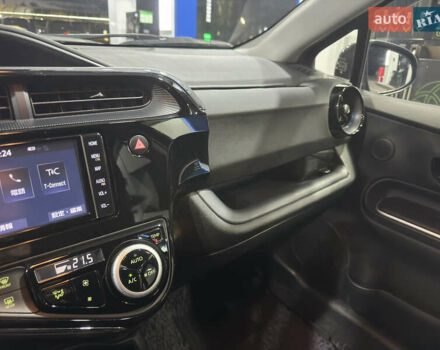 Черный Тойота Aqua, объемом двигателя 1.5 л и пробегом 135 тыс. км за 12800 $, фото 38 на Automoto.ua