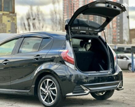 Чорний Тойота Aqua, об'ємом двигуна 0 л та пробігом 36 тис. км за 14900 $, фото 7 на Automoto.ua