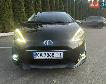 Черный Тойота Aqua, объемом двигателя 1.5 л и пробегом 135 тыс. км за 12800 $, фото 2 на Automoto.ua