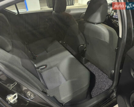 Черный Тойота Aqua, объемом двигателя 1.5 л и пробегом 135 тыс. км за 12800 $, фото 44 на Automoto.ua