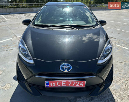Чорний Тойота Aqua, об'ємом двигуна 1.5 л та пробігом 77 тис. км за 12500 $, фото 4 на Automoto.ua