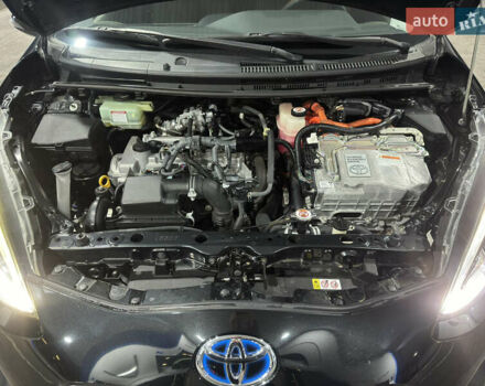 Черный Тойота Aqua, объемом двигателя 1.5 л и пробегом 135 тыс. км за 12800 $, фото 49 на Automoto.ua
