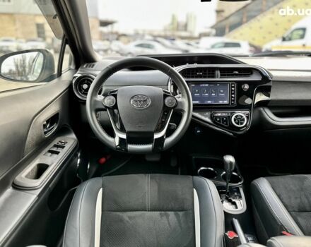 Чорний Тойота Aqua, об'ємом двигуна 0 л та пробігом 36 тис. км за 14900 $, фото 16 на Automoto.ua