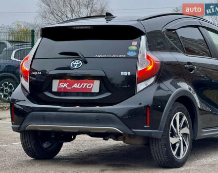 Чорний Тойота Aqua, об'ємом двигуна 1.5 л та пробігом 74 тис. км за 13999 $, фото 60 на Automoto.ua
