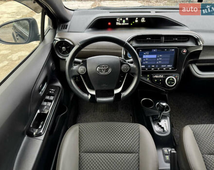 Чорний Тойота Aqua, об'ємом двигуна 1.5 л та пробігом 74 тис. км за 13999 $, фото 14 на Automoto.ua