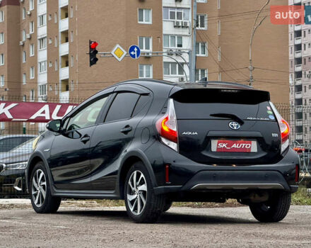 Чорний Тойота Aqua, об'ємом двигуна 1.5 л та пробігом 74 тис. км за 13999 $, фото 64 на Automoto.ua