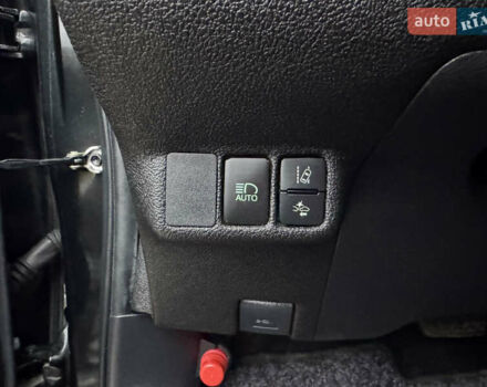 Чорний Тойота Aqua, об'ємом двигуна 1.5 л та пробігом 74 тис. км за 13999 $, фото 29 на Automoto.ua