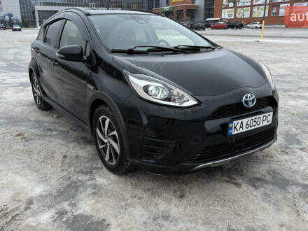 Черный Тойота Aqua, объемом двигателя 1.5 л и пробегом 64 тыс. км за 13500 $, фото 1 на Automoto.ua
