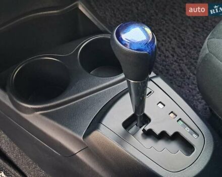 Фиолетовый Тойота Aqua, объемом двигателя 1.5 л и пробегом 102 тыс. км за 12790 $, фото 42 на Automoto.ua