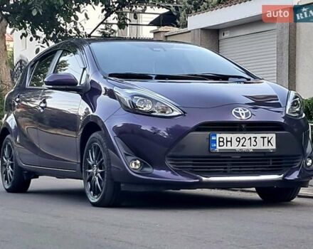 Фиолетовый Тойота Aqua, объемом двигателя 1.5 л и пробегом 102 тыс. км за 12790 $, фото 1 на Automoto.ua