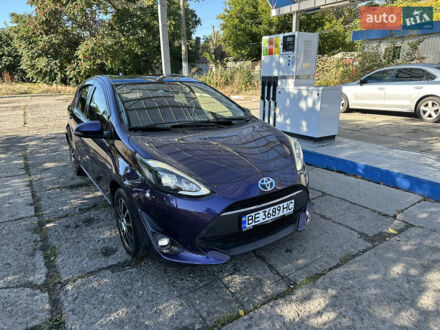Тойота Aqua 2017 в Одессе на Automoto.ua Фиолетовый Тойота Aqua, объемом двигателя 1.5 л и пробегом 61 тыс. км за 11900 $, фото 1 на Automoto.ua