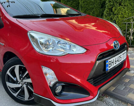 Червоний Тойота Aqua, об'ємом двигуна 1.5 л та пробігом 66 тис. км за 10900 $, фото 1 на Automoto.ua