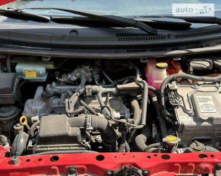 Червоний Тойота Aqua, об'ємом двигуна 1.5 л та пробігом 78 тис. км за 11500 $, фото 13 на Automoto.ua