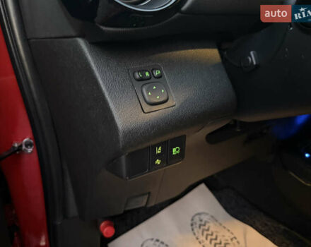Тойота Aqua 2017 в Одессе на Automoto.ua Красный Тойота Aqua, объемом двигателя 1.5 л и пробегом 80 тыс. км за 13600 $, фото 70 на Automoto.ua