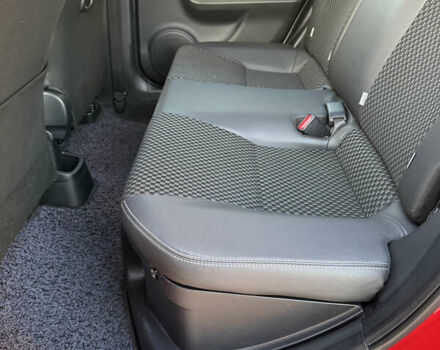 Тойота Aqua 2017 в Одессе на Automoto.ua Красный Тойота Aqua, объемом двигателя 1.5 л и пробегом 80 тыс. км за 13600 $, фото 97 на Automoto.ua