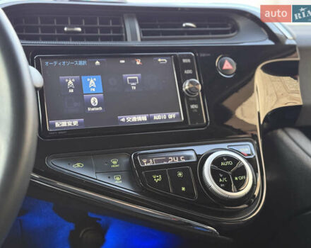 Тойота Aqua 2017 в Одессе на Automoto.ua Красный Тойота Aqua, объемом двигателя 1.5 л и пробегом 80 тыс. км за 13600 $, фото 85 на Automoto.ua