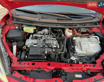 Тойота Aqua 2017 в Одессе на Automoto.ua Красный Тойота Aqua, объемом двигателя 1.5 л и пробегом 80 тыс. км за 13600 $, фото 104 на Automoto.ua