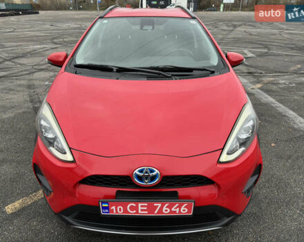 Красный Тойота Aqua, объемом двигателя 1.5 л и пробегом 79 тыс. км за 13700 $, фото 2 на Automoto.ua