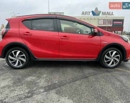 Красный Тойота Aqua, объемом двигателя 1.5 л и пробегом 79 тыс. км за 13700 $, фото 18 на Automoto.ua