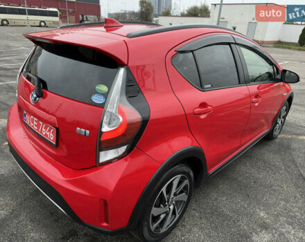 Красный Тойота Aqua, объемом двигателя 1.5 л и пробегом 79 тыс. км за 13700 $, фото 16 на Automoto.ua