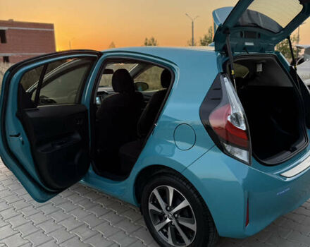 Тойота Aqua, объемом двигателя 1.5 л и пробегом 79 тыс. км за 12800 $, фото 38 на Automoto.ua