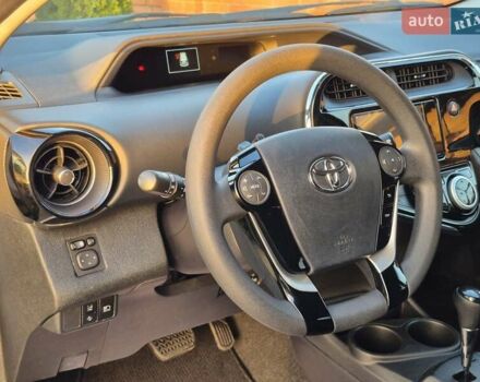 Тойота Aqua, об'ємом двигуна 1.5 л та пробігом 90 тис. км за 12799 $, фото 41 на Automoto.ua