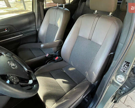 Тойота Aqua, объемом двигателя 1.5 л и пробегом 75 тыс. км за 14700 $, фото 2 на Automoto.ua