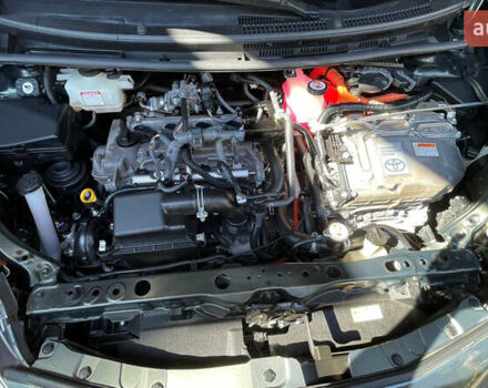 Тойота Aqua, объемом двигателя 1.5 л и пробегом 75 тыс. км за 14700 $, фото 13 на Automoto.ua