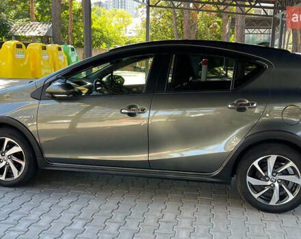 Тойота Aqua, объемом двигателя 1.5 л и пробегом 75 тыс. км за 14700 $, фото 3 на Automoto.ua