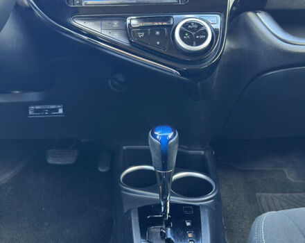 Желтый Тойота Aqua, объемом двигателя 1.5 л и пробегом 82 тыс. км за 13800 $, фото 35 на Automoto.ua