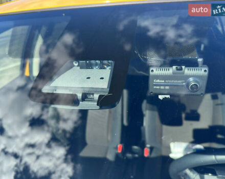 Желтый Тойота Aqua, объемом двигателя 1.5 л и пробегом 82 тыс. км за 13800 $, фото 7 на Automoto.ua