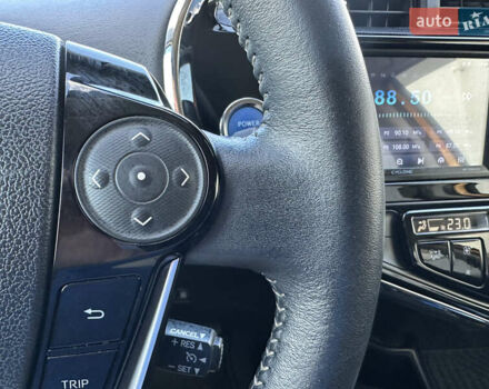 Желтый Тойота Aqua, объемом двигателя 1.5 л и пробегом 82 тыс. км за 13800 $, фото 12 на Automoto.ua