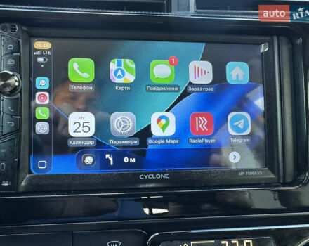 Желтый Тойота Aqua, объемом двигателя 1.5 л и пробегом 82 тыс. км за 13800 $, фото 19 на Automoto.ua