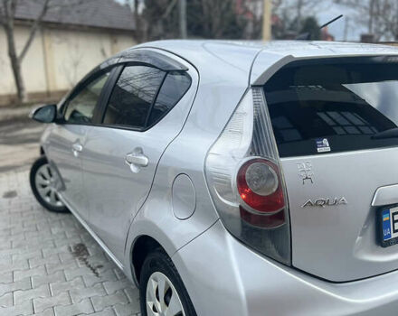 Сірий Тойота Aqua, об'ємом двигуна 1.5 л та пробігом 128 тис. км за 10300 $, фото 23 на Automoto.ua