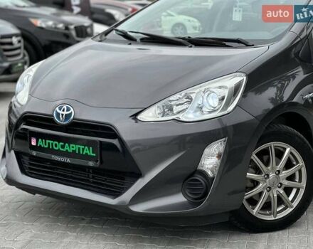 Сірий Тойота Aqua, об'ємом двигуна 1.5 л та пробігом 94 тис. км за 11990 $, фото 1 на Automoto.ua